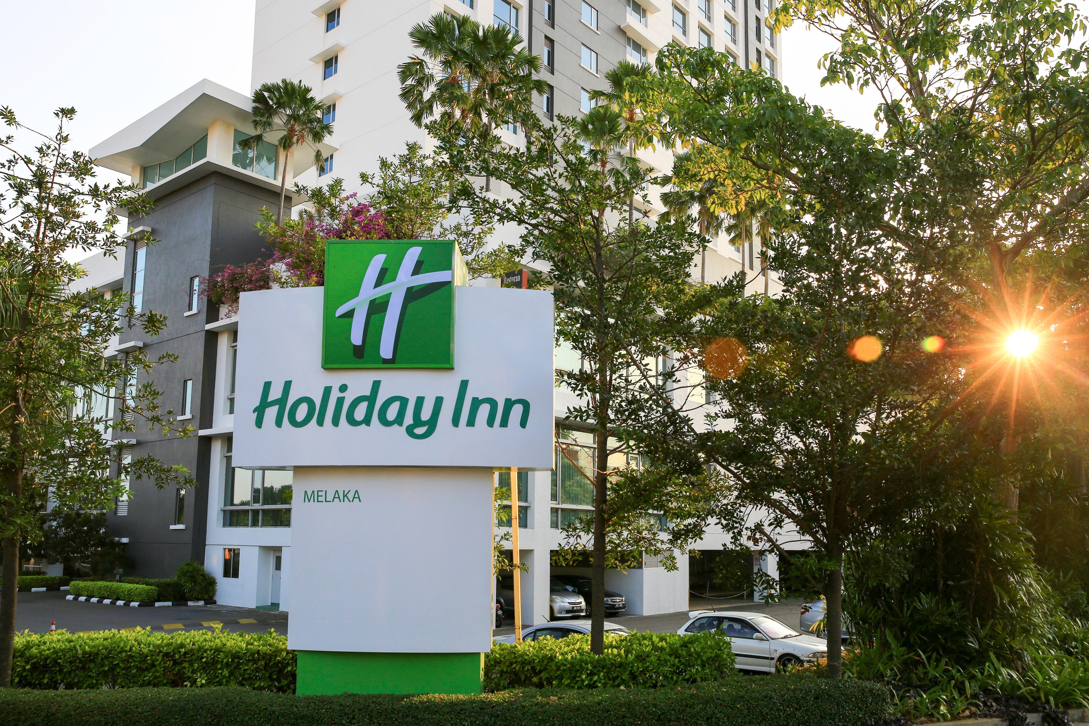 Holiday Inn Melaka By Ihg Eksteriør billede Holiday Inn Melaka
