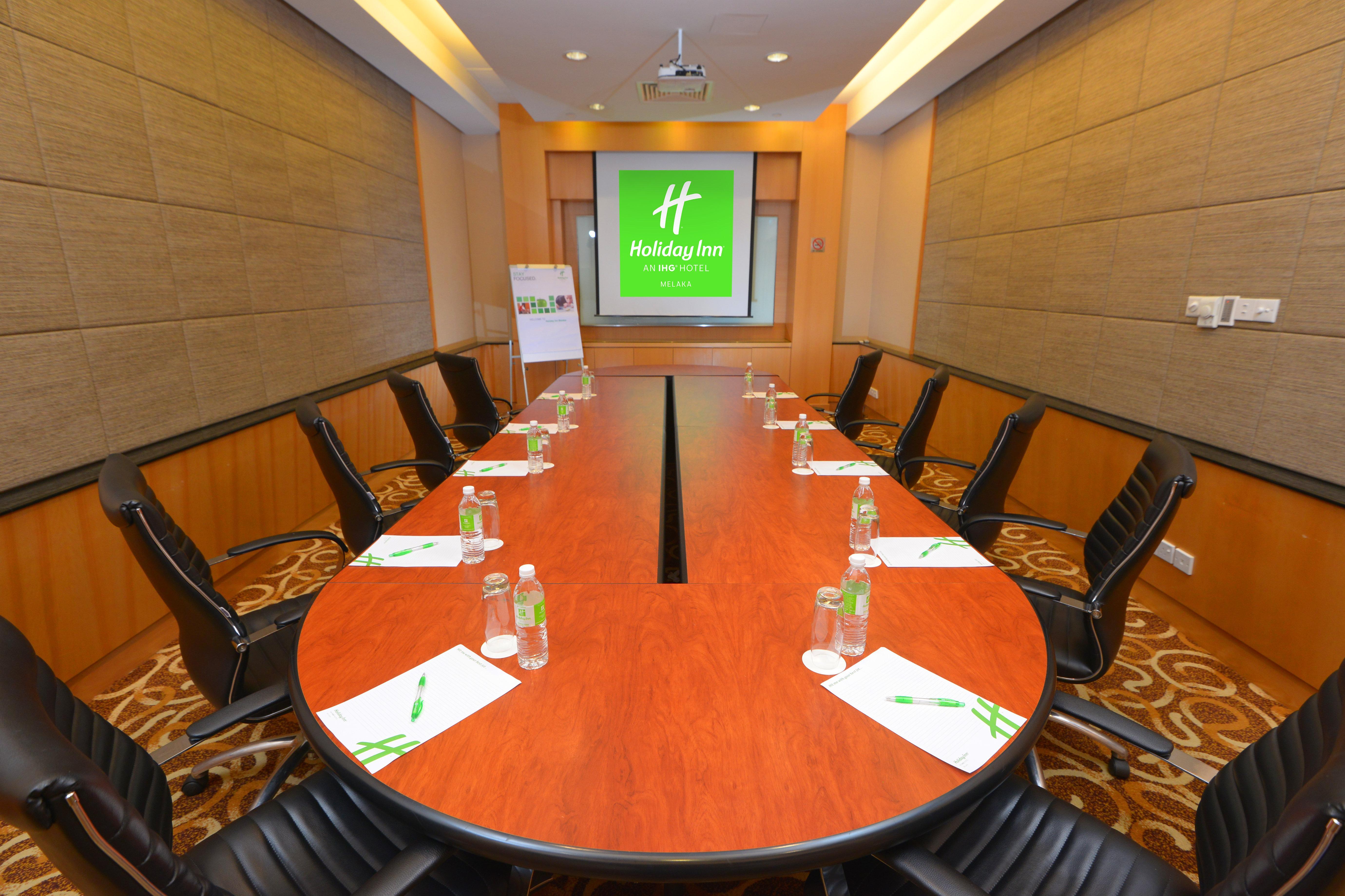 Holiday Inn Melaka By Ihg Eksteriør billede Meeting room